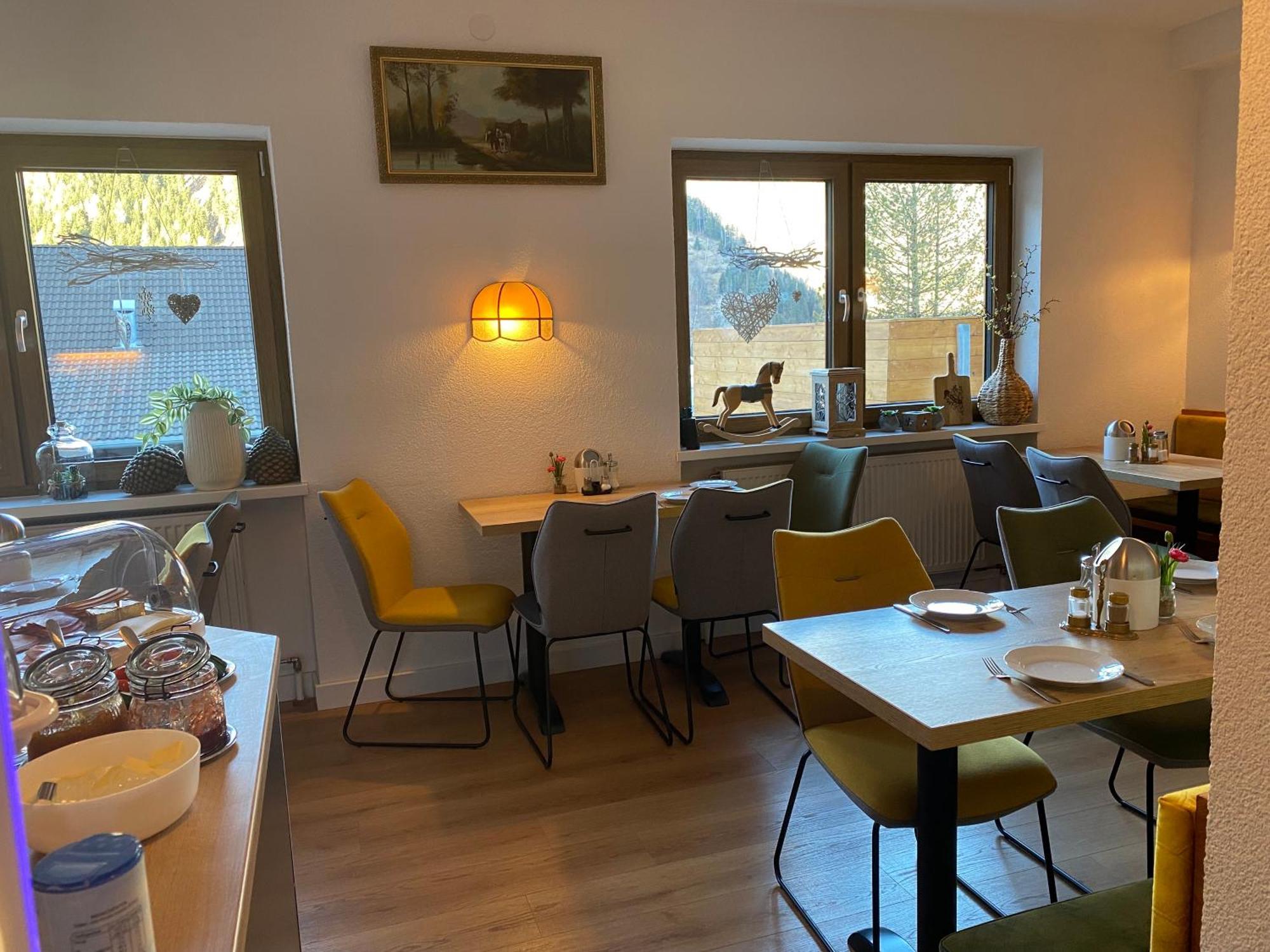 Pension Jagerhof - Sommercard Inkl - 5 Min Zum Hochzeiger Jerzens Exterior photo